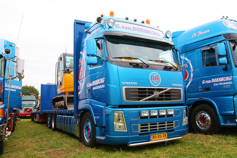 Volvo-FH-480-van-Doesburg-120808-02.jpg