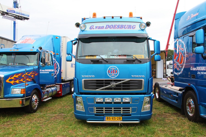 Volvo-FH-480-van-Doesburg-120808-03.jpg