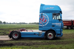 DAF-XF-105460-van-Doesburg-110807-02