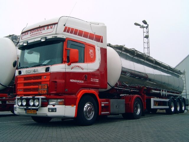 Scania-124-L-Dohmen-Levels-011105-01.jpg - Luuk Levels