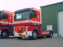 Renault-Magnum-Dohmen-Levels-011105-02