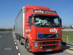 Volvo-FH12-Edy-Decsi-090308-01