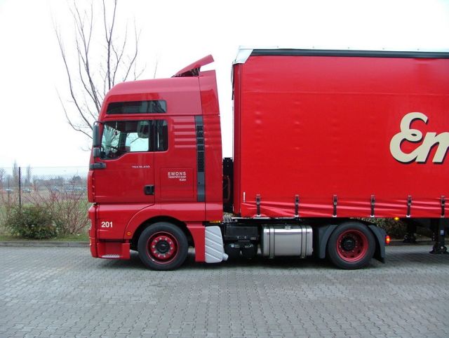 MAN-TGA-18430-LX-D20-Emons-Posern-210305-02.jpg