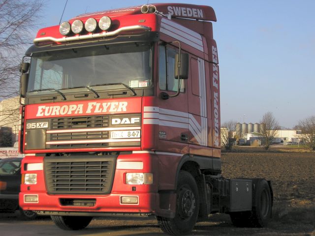DAF-95-XF-480-Europa-Flyer-Wihlborg-040605-01.jpg - Henrik Wihlborg
