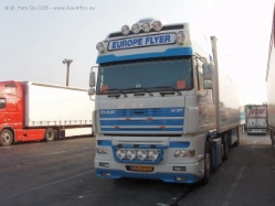 DAF-XF-Europe-Flyer-Holz-051005-01-NL
