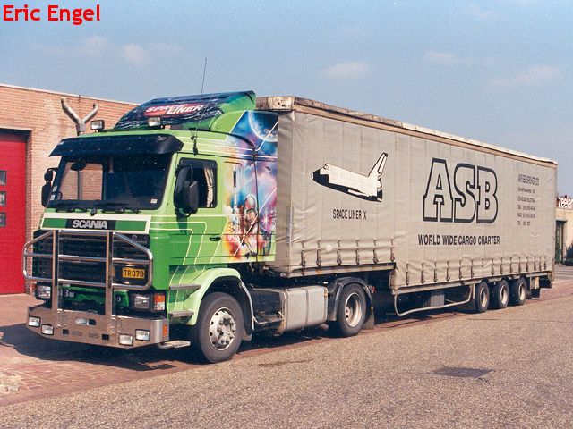 Scania-143-M-Eurotrack-Engel-130105-01.jpg