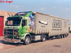 Scania-143-M-Eurotrack-Engel-130105-01