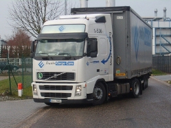 Volvo-FH-400-Ewals-Rouwet-010408-01