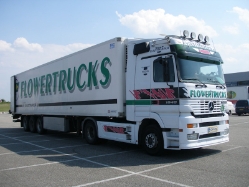MB-Actros-1848-Flowertrucks-Holz-030608-01