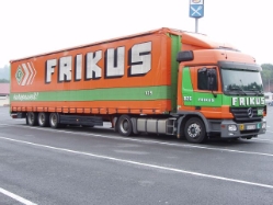 MB-Actros-1841-MP2-Frikus-Holz-011005-01