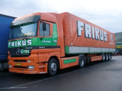 MB-Actros-1843-Frikus-Holz-040209-01
