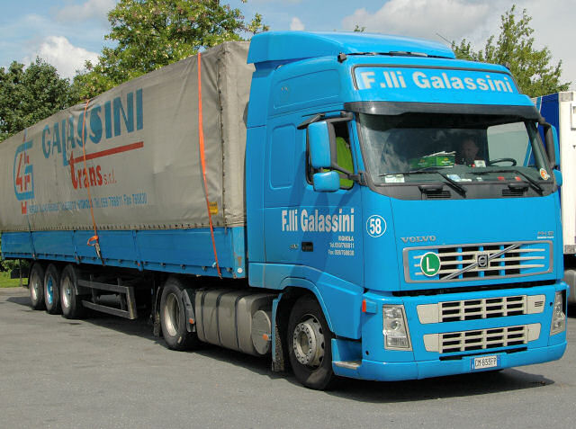 Volvo-FH12-420-Galassini-Schiffner-180806-01.jpg - Carsten Schiffner