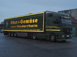 MB-Actros-1848-MP2-KUEKOSZ-Gellen-(HFranken)-1