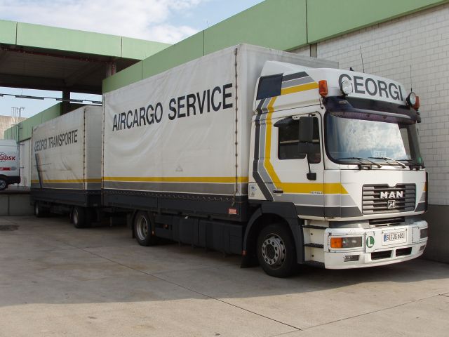 MAN-FE-410-A-Georgi-Holz-100805-01.jpg - Frank Holz