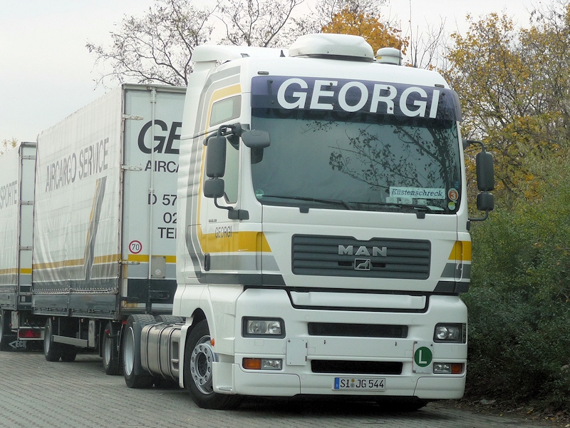 MAN-TGA-XXL-Georgi-MWolf-091108-01.jpg - M. Wolf