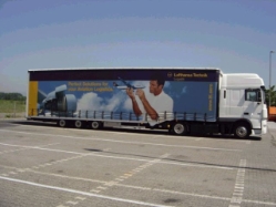 DAF-XF-Georgi-Strauch-271105-01