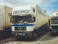 MAN-F2000-23343-JUPLHZ-Nippon-Airways-Georgi-Holz-310104-2