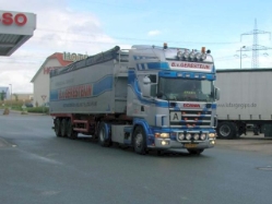 Scania-124-L-420-vGerresteijn-Willann-250904-4-NL