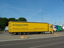 MAN-TGA-XXL-Goedecke-Posern-041208-02