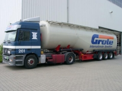 MB-Actros-Grote-Schimana-050604-5