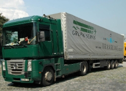 Renault-Magnum-Grupaj-Schiffner-130107-01