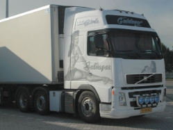 Volvo-FH12-Guldager-Dream-GirlsSchiffner-270306-01