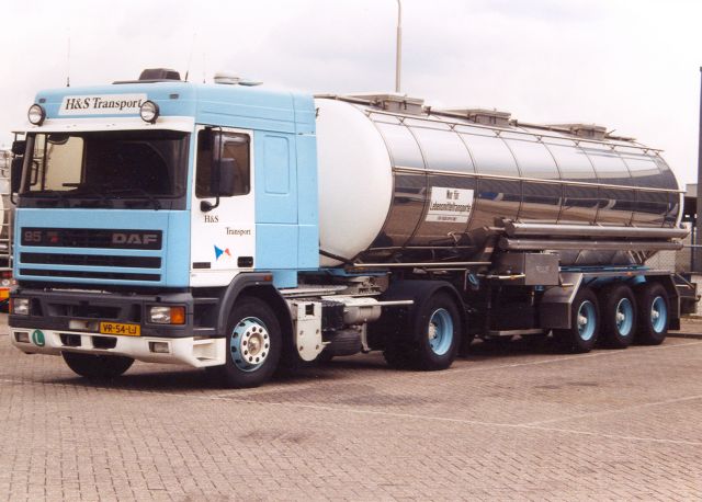 DAF-95360-H+S-RElskamp-031205-01.jpg - Rob Elskamp