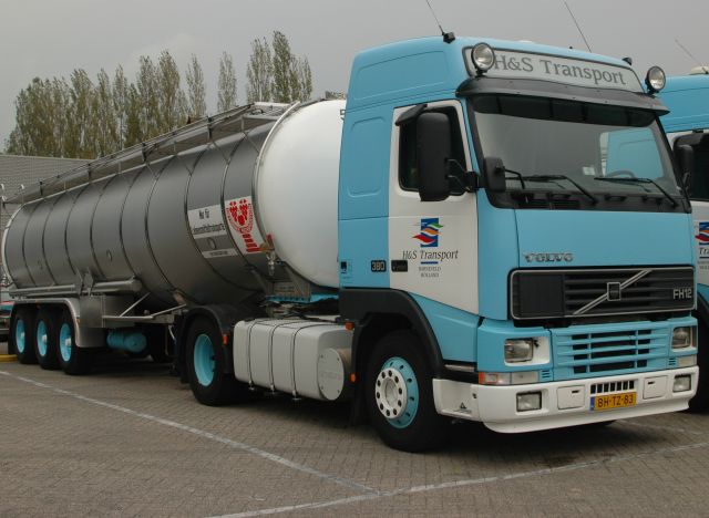 Volvo-FH12-380-H+S-Schiffner-250306-01.jpg - Carsten Schiffner