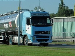 Volvo-FH12-420-H+S-PL-170807-01