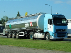Volvo-FH12-420-H+S-PL-170807-02