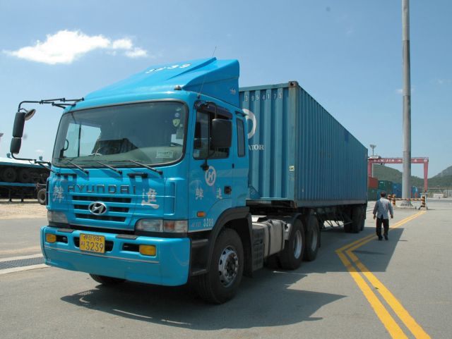Hyundai-Jeong-290804-3.jpg