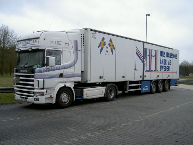 Scania-124-L420-Hansson-Vreeman-310705-01.jpg - Gerrit Vreeman