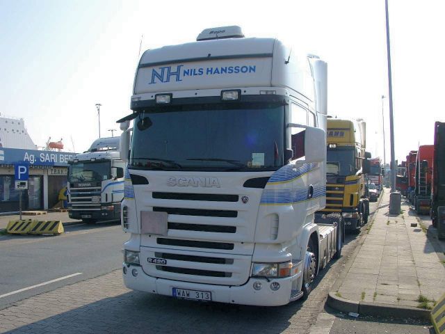 Scania-R-420-Hansson-Willann-151005-03.jpg - Michael Willann