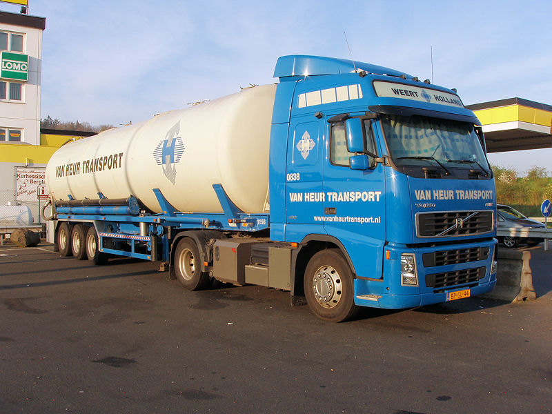 Volvo-FH12-420-vHeur-Holz-080607-01.jpg - Frank Holz