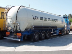 Volvo-FH12-420-vHeur-Holz-170605-03