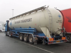 Volvo-FH12-460-vHeur-Holz-181105-02