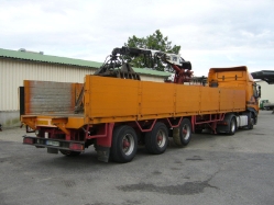 Iveco-Stralis-AS-Hollenhorst-Voss-070907-01