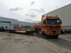 MAN-TGA-33530-XLX-Hollenhorst-Voss-070907-08