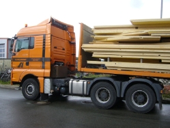 MAN-TGA-33530-XLX-Hollenhorst-Voss-110707-06