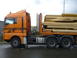 MAN-TGA-33530-XLX-Hollenhorst-Voss-110707-07