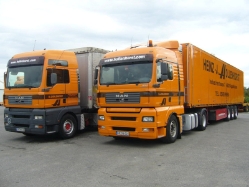 MAN-TGA-XLX-Hollenhorst-Voss-070907-01