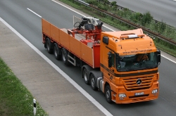 MB-Actros-MP2-Hollenhorst-Bornscheuer-041010-01
