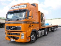 Volvo-FH-440-Hollenhorst-Voss-070907-04