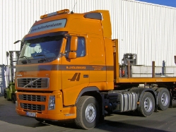 Volvo-FH-Hollenhorst-Voss-10020-02