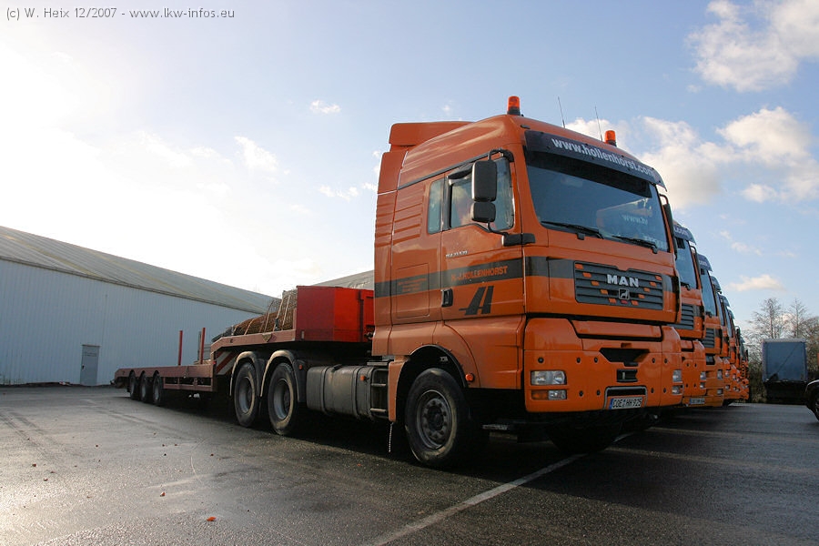 MAN-TGA-33530-XLX-HH-925-Hollenhorst-011207-06.jpg