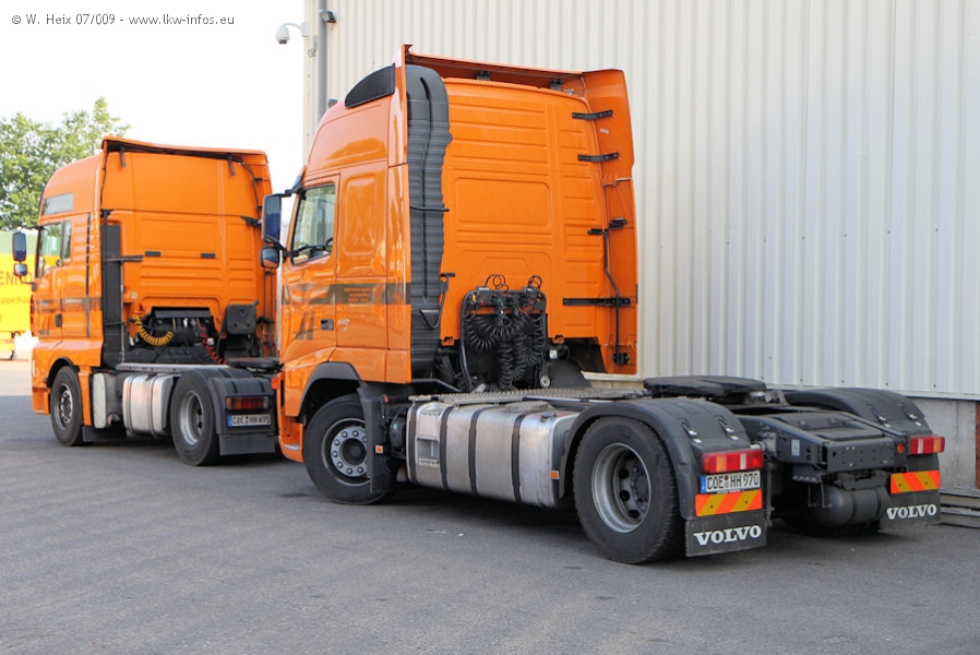 Volvo-FH-440-HH-970-Hollenhorst-040709-01.jpg