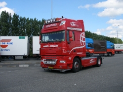 DAF-XF-105510-Hovotrans-Holz-030709-01