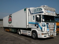 Scania-124-L-Hovotrans-Schiffner-300304-1