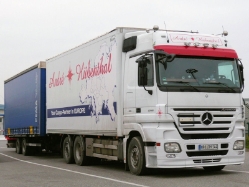 MB-Actros-2548-MP2-Huebenthal-Schlottmann-131208-01