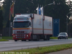 Volvo-FH12-420-IB-Karlskov-151005-02